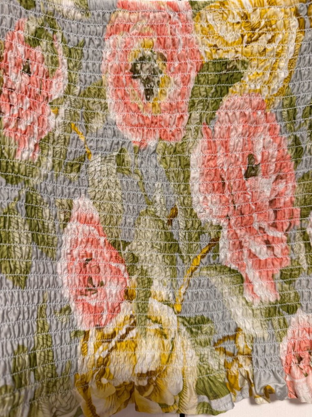 Express Pastel Floral Puff Sleeve Smocked Blouse - Picture 3 of 7